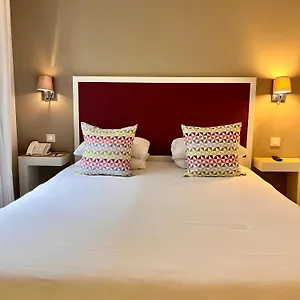 Hotel Kyriad 18 - Porte De Clignancourt - Montmartre Parijs