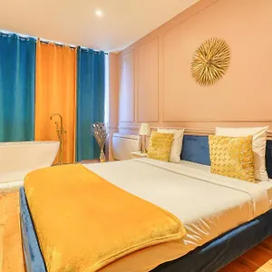  Appartement Royal Republique France