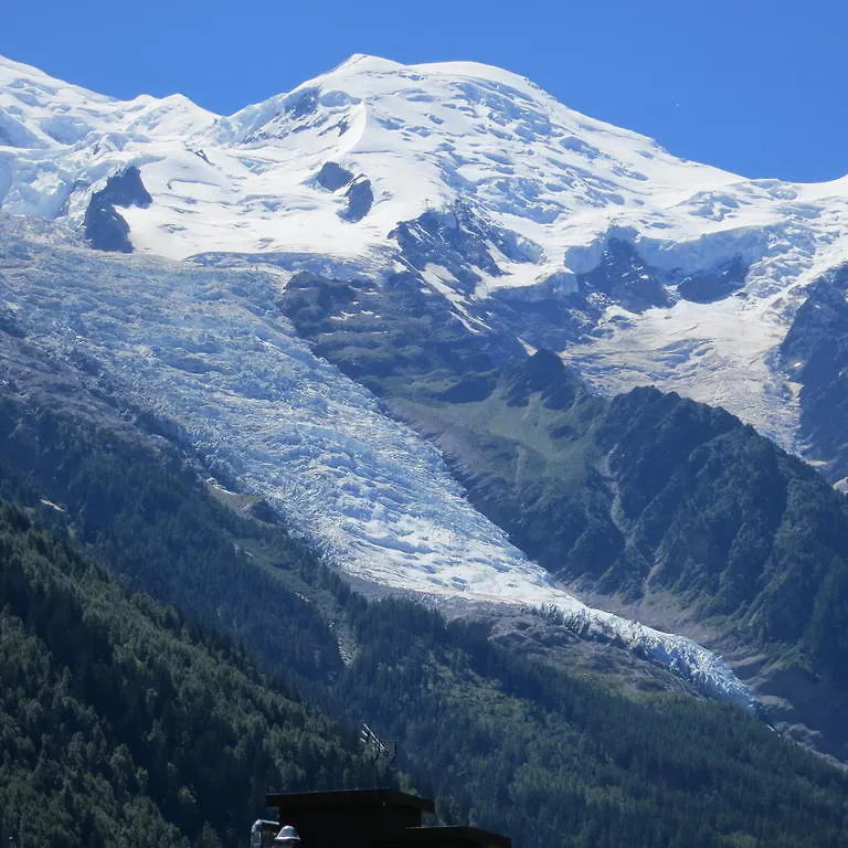 Hotel Le Chamonix 2*,  France
